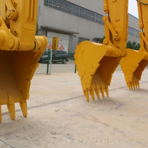 385履帶挖掘機(jī)