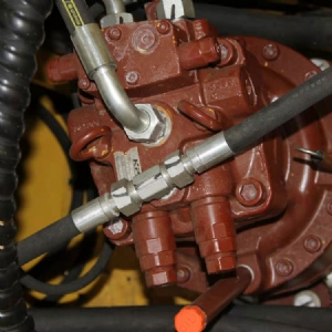 215履帶挖掘機(jī)