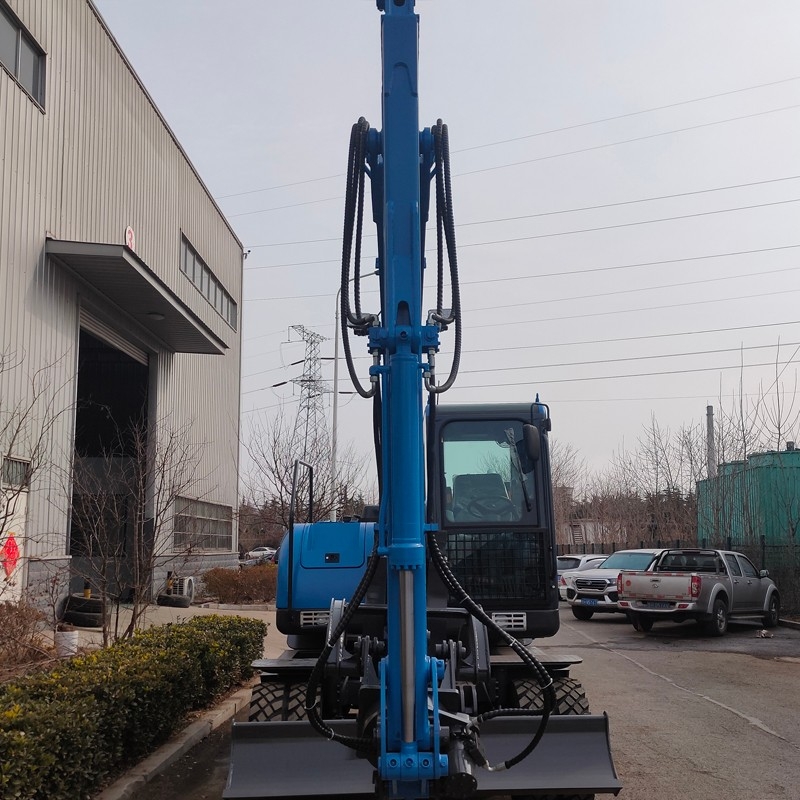 100型輪式抓木機  