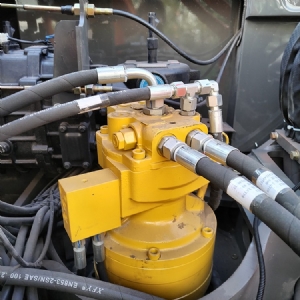 60型輪式挖掘機(jī)